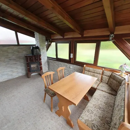 Domek Cisarsky Holiday home Sluknov